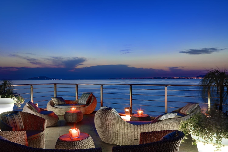 Vista Sky BAr at Night.jpg